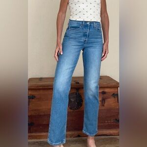 *make an offer * Levi’s Wedgie Straight 27 x 30